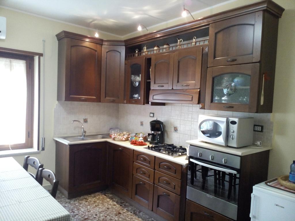 B&B A Casa Di Nonna Фонди Экстерьер фото