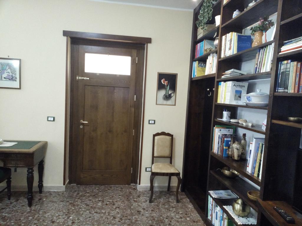 B&B A Casa Di Nonna Фонди Экстерьер фото