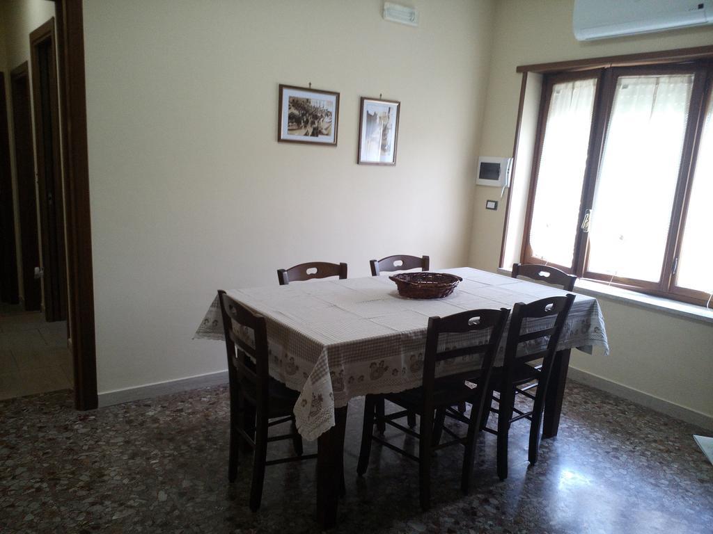 B&B A Casa Di Nonna Фонди Экстерьер фото