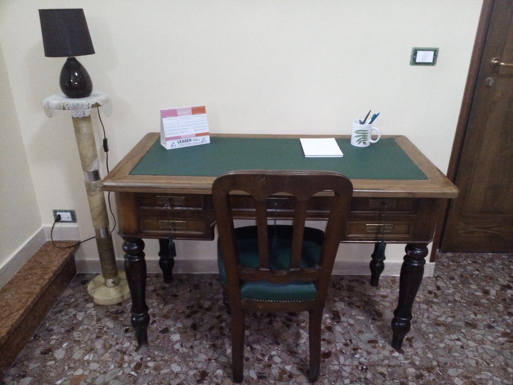 B&B A Casa Di Nonna Фонди Экстерьер фото