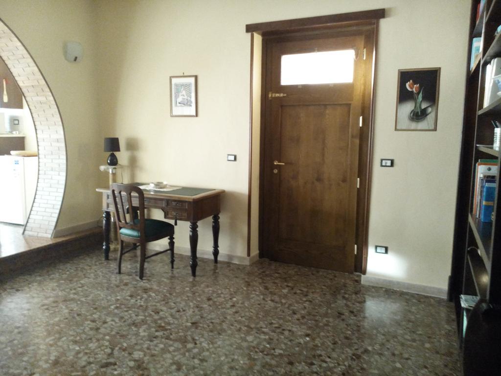 B&B A Casa Di Nonna Фонди Экстерьер фото