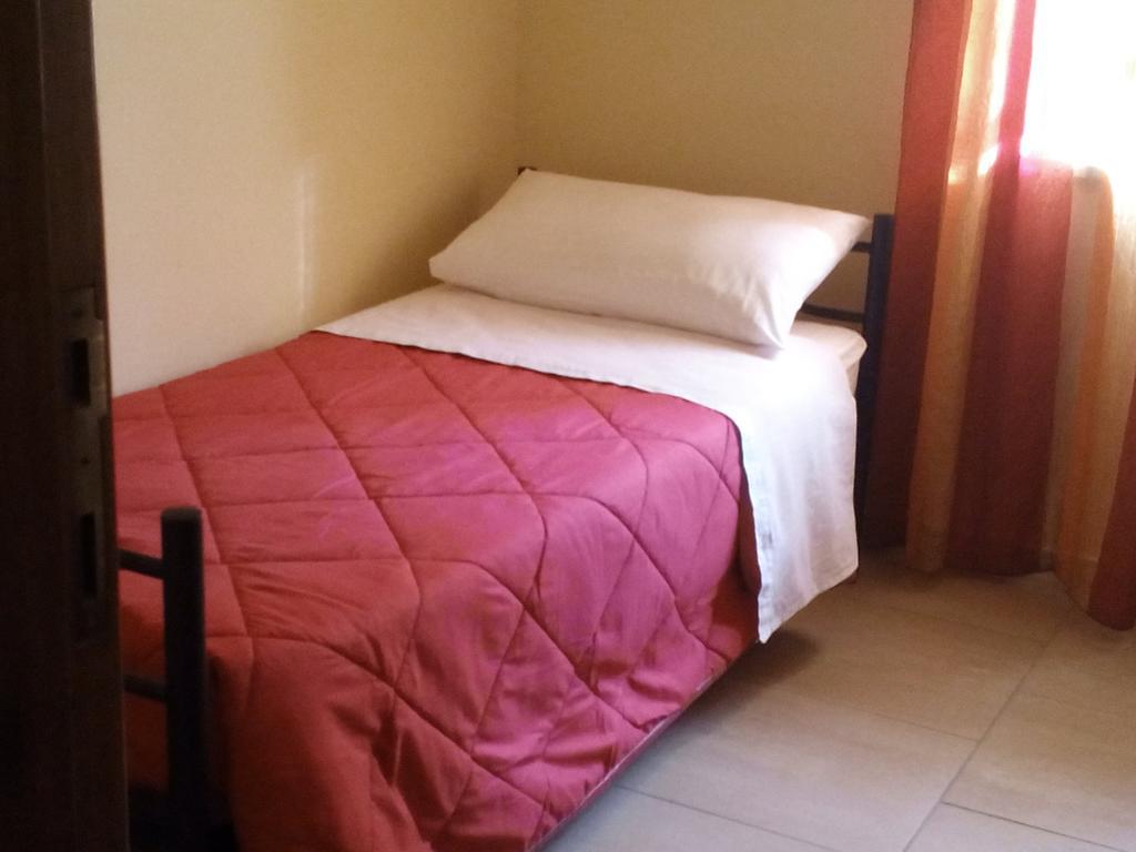 B&B A Casa Di Nonna Фонди Экстерьер фото